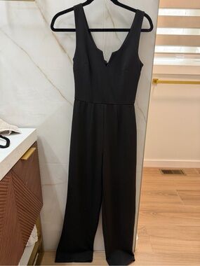 miami Black V-Neck Sleeveless Wide-Leg Jumpsuit